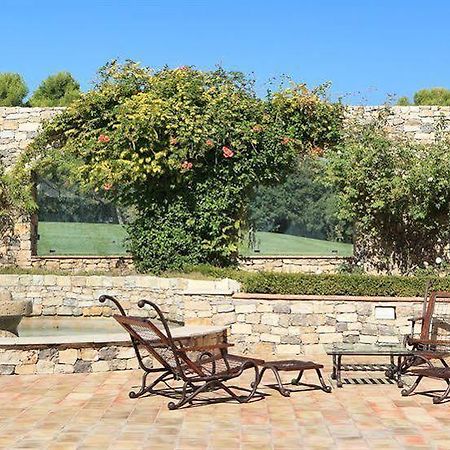 Chateau Les Crostes Hotel Лорг Екстериор снимка